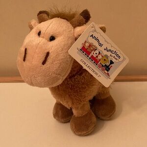 Gryphon Animal Junction Russ Giraffe Plush 8”